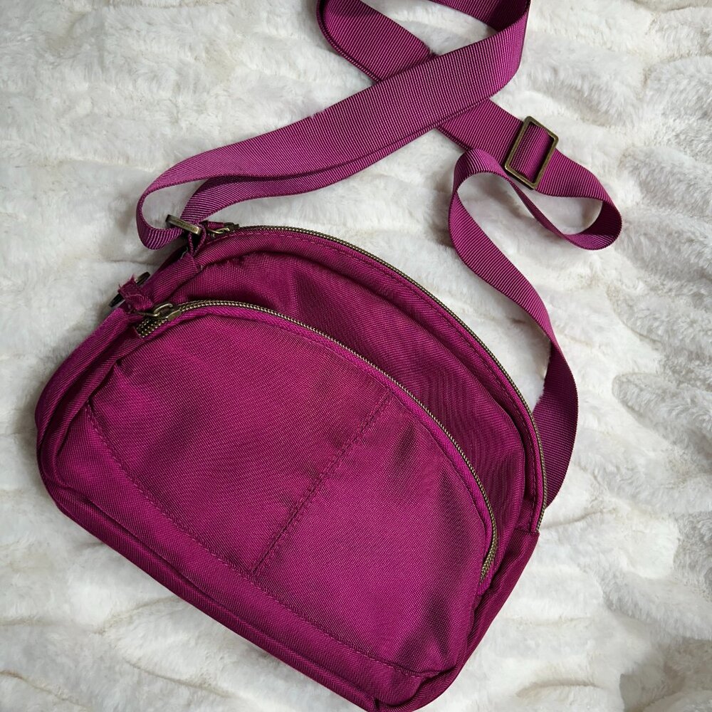 EUC Travelon Signature Small Crossbody Bag - Fuchsia